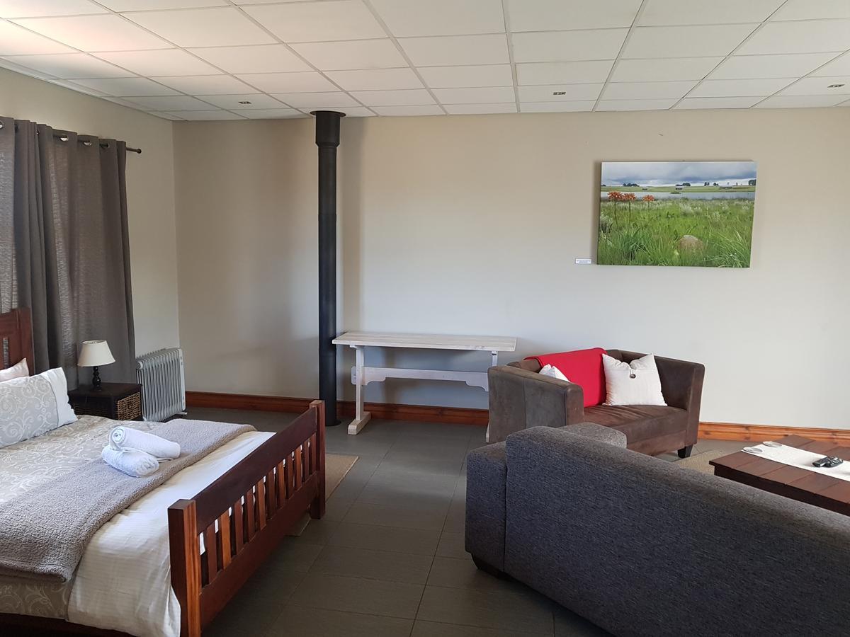 Stay@67 Apartments - Dullstroom Kültér fotó